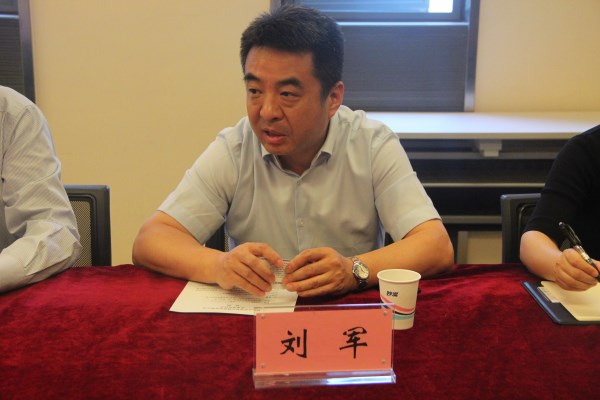 互信共荣 共创绚烂--易彩堂官网经贸供应链公司与深圳小欧公司、深圳领先锋公司、安徽精怡公司举行营业签约仪式-易彩堂官网